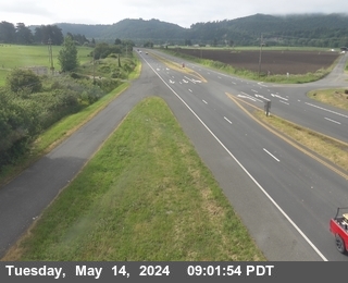 Timelapse image near US-101 : South Of SR-36 - Looking South (C013), Fortuna 0 minutes ago