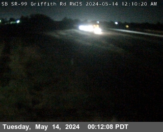Timelapse image near SB SR-99 Griffith Rd RWIS, Turlock 0 minutes ago