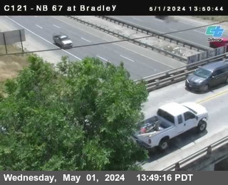 Traffic camera for (C121) SR-67 : Bradley Avenue