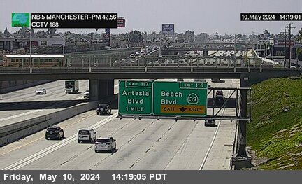 Timelapse image near I-5 : Manchester Avenue (South of Stanton), Buena Park 0 minutes ago
