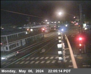 Traffic camera for T251N -- SR-13 : E13 AT 7TH ST - Looking North