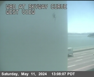 Timelapse image near TVD34 -- I-80 : Skyway Curve, San Francisco 0 minutes ago