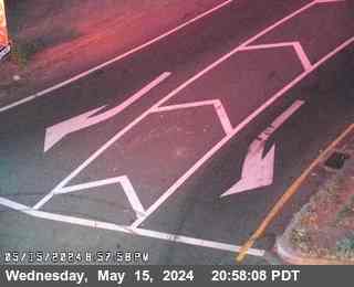 Timelapse image near TVH17 -- I-80 : El Portal Drive, El Sobrante 0 minutes ago
